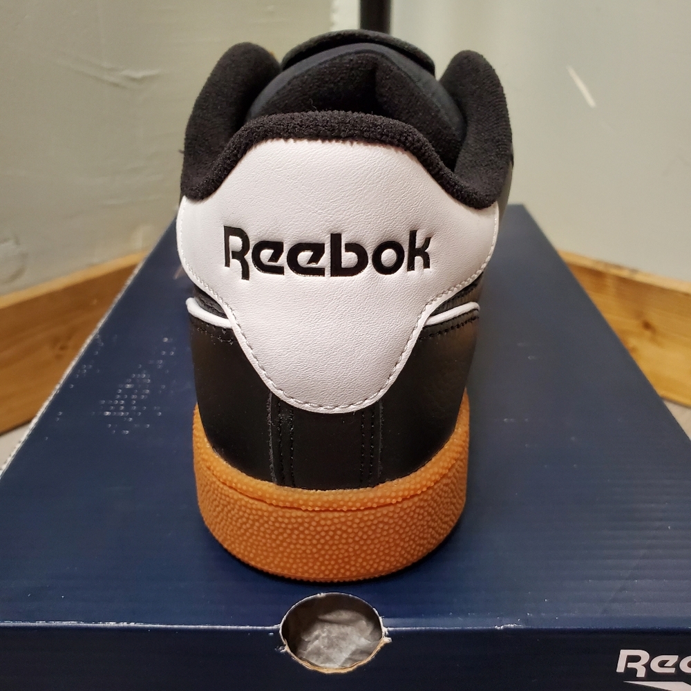 Reebok Unisex Black and Brown Sneakers - Picture 5 of 5